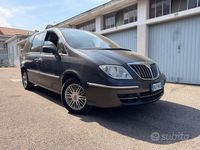 Usata Lancia Phedra 170 CV (125 kW) 2009 Grigio Monovolume