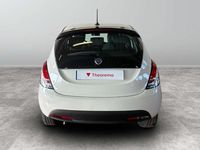 Usata Lancia Ypsilon Silver 69 CV (50 kW) 2024 Bianco neve Utilitaria