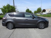 Usata Ford S-MAX Business Edition 190 CV (139 kW) 2019 Magnetic grey Monovolume
