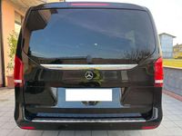 Usata Mercedes 300 Premium 239 CV (175 kW) 2021 Nero Monovolume