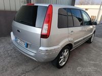 Usata Ford Fusion 2007 Grigio Utilitaria