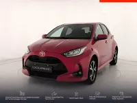 Usata Toyota Yaris Trend 116 CV (85 kW) 2025 Emotional red pearl Utilitaria