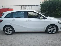 Usata Mercedes B200 Executive 136 CV (100 kW) 2015 Bianco Utilitaria