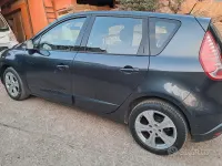 Usata Renault Scénic III 110 CV (80 kW) 2009 Monovolume