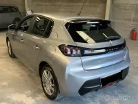 Usata Peugeot 208 Active 75 CV (55 kW) 2020 Grigio Utilitaria