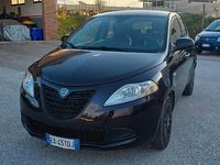 Usata Lancia Ypsilon Silver 69 CV (50 kW) 2014 Nero Utilitaria
