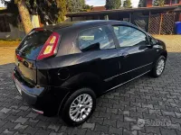 Usata Fiat Grande Punto 69 CV (50 kW) 2010 Nero Utilitaria