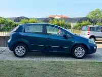 Usata Fiat Punto Evo Active 105 CV (77 kW) 2012 Blu Utilitaria