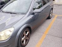 Usata Opel Astra 101 CV (74 kW) 2007 Grigio Station wagon