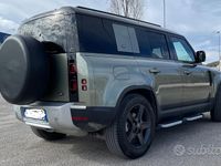 Usata Land Rover Defender SE 200 CV (147 kW) 2023 Verde SUV