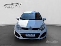 Usata Kia Rio EX 90 CV (66 kW) 2012 Bianco Berlina