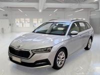 Usata Skoda Octavia Executive 116 CV (85 kW) 2020 Grigio Station wagon