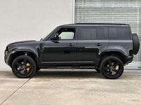 Usata Land Rover Defender SE Dynamic 200 CV (147 kW) 2025 Nero SUV