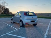 Usata Fiat Punto 69 CV (50 kW) 2016 Grigio Utilitaria
