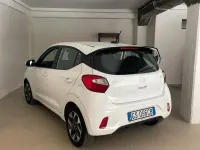 Usata Hyundai i10 67 CV (49 kW) 2023 Bianco Utilitaria