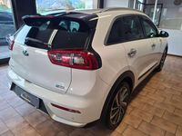 Usata Kia Niro Style 105 CV (77 kW) 2017 Bianco SUV