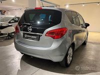 Usata Opel Meriva 95 CV (69 kW) 2012 Grigio Monovolume