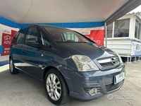 Usata Opel Meriva Cosmo 105 CV (77 kW) 2009 Blu Monovolume