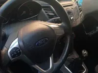 Usata Ford Fiesta 60 CV (44 kW) 2013 Nero Berlina