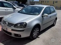 Usata VW Golf IV Comfortline 105 CV (77 kW) 2004 Grigio Berlina