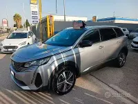Usata Peugeot 5008 Allure 131 CV (96 kW) 2022 Grigio SUV