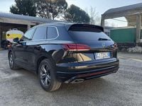 Usata VW Touareg R-line 231 CV (169 kW) 2021 Nero SUV