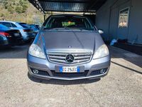Usata Mercedes A180 Avantgarde 108 CV (79 kW) 2011 Grigio Berlina