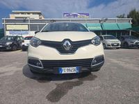 Usata Renault Captur Iconic 110 CV (80 kW) 2016 Beige SUV