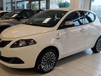 Usata Lancia Ypsilon 69 CV (50 kW) 2023 Bianco Utilitaria