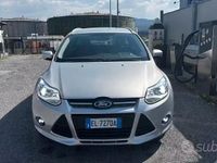 Usata Ford Focus 115 CV (84 kW) 2012 Grigio Station wagon