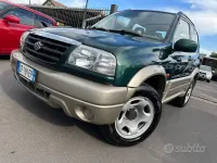 Usata Suzuki Grand Vitara 94 CV (69 kW) 2003 Verde SUV