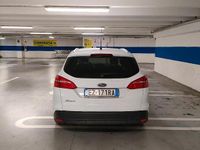 Usata Ford Focus 120 CV (88 kW) 2015 Bianco Station wagon
