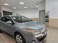 Usata Renault Mégane 90 CV (66 kW) 2009 Bluazzurro Berlina