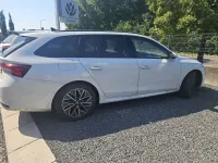 Usata Skoda Octavia Executive 150 CV (110 kW) 2025 Bianco Station wagon