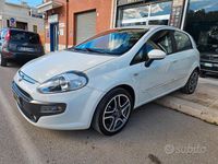 Usata Fiat Punto Evo Emotion 77 CV (56 kW) 2010 Bianco Utilitaria