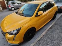 Usata Peugeot 208 Allure 102 CV (75 kW) 2021 Giallo Utilitaria
