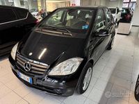 Usata Mercedes A180 Executive 108 CV (79 kW) 2012 Nero Berlina