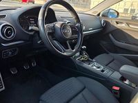 Usata Audi A3 Sport 116 CV (85 kW) 2017 Grigio Berlina