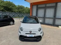 Usata Abarth 595C 145 CV (106 kW) 2022 Grigio Cabrio