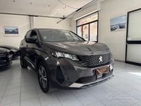 Usata Peugeot 3008 Allure 132 CV (97 kW) 2022 Grigio SUV