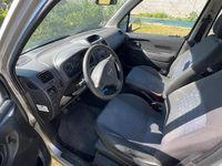 Usata Opel Agila 2004 Grigio Monovolume