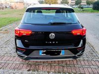 Usata VW T-Roc Style 150 CV (110 kW) 2019 Nero SUV