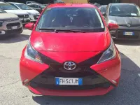 Usata Toyota Aygo Cool 69 CV (50 kW) 2017 Rosso Utilitaria