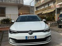 Usata VW Golf VIII 150 CV (110 kW) 2020 Bianco Utilitaria