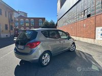 Usata Opel Meriva Design Edition 120 CV (88 kW) 2014 Grigio Monovolume