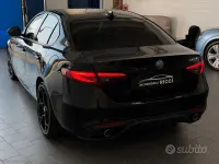 Usata Alfa Romeo Giulia Super 160 CV (117 kW) 2018 Nero Berlina
