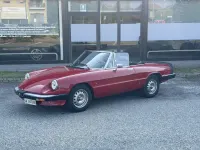 Usata Alfa Romeo Spider 103 CV (75 kW) 1985 Rosso Cabrio