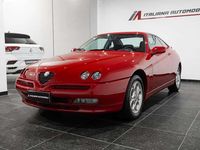 Usata Alfa Romeo GTV 144 CV (105 kW) 1998 Rosso alfa Coupé