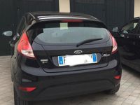 Usata Ford Fiesta Business Edition 101 CV (74 kW) 2015 Nero Utilitaria