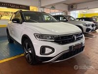 Usata VW T-Roc Life 150 CV (110 kW) 2022 Bianco SUV